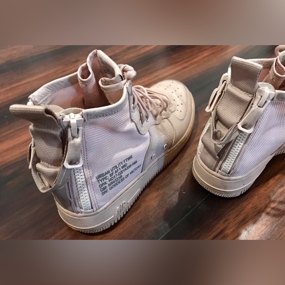 Nike Pastel Urban Utility SF Air Force 1 Mid Goddess of Victory Sneakers - 7Y - Picture 4 of 12